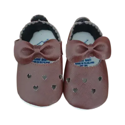 Heart Bow Soft Sole Baby Moccasins secondary image