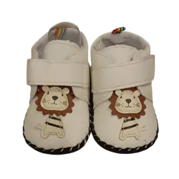 White Baby Shoes With a Cartoon Lion Appliqué - Master