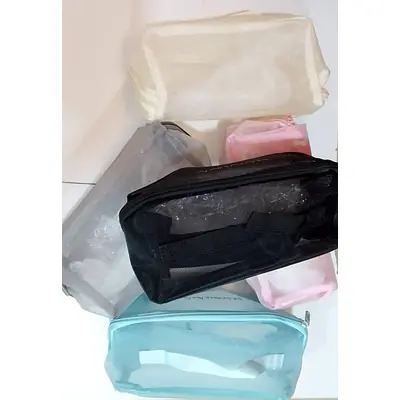 Toiletry Travel Mesh Bag primary image