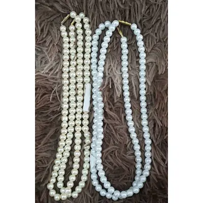 White Pearl Necklace primary image