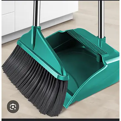 Broom & Drust Collector Set primary image