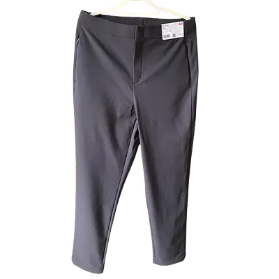 Uniqlo Smart Ankle Pants secondary image