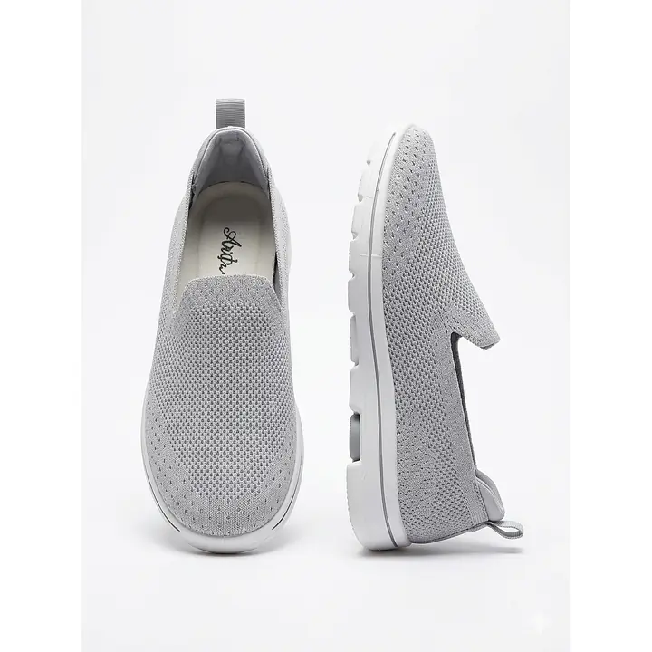 Max Men Textured Knit Slip-On Sports Shoes - Master