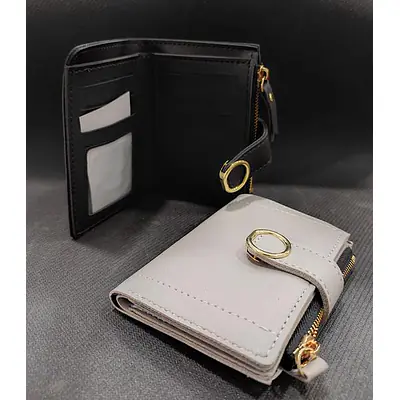 Buckle Circle Small Purse primary image