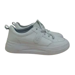 White Sneaker - Master